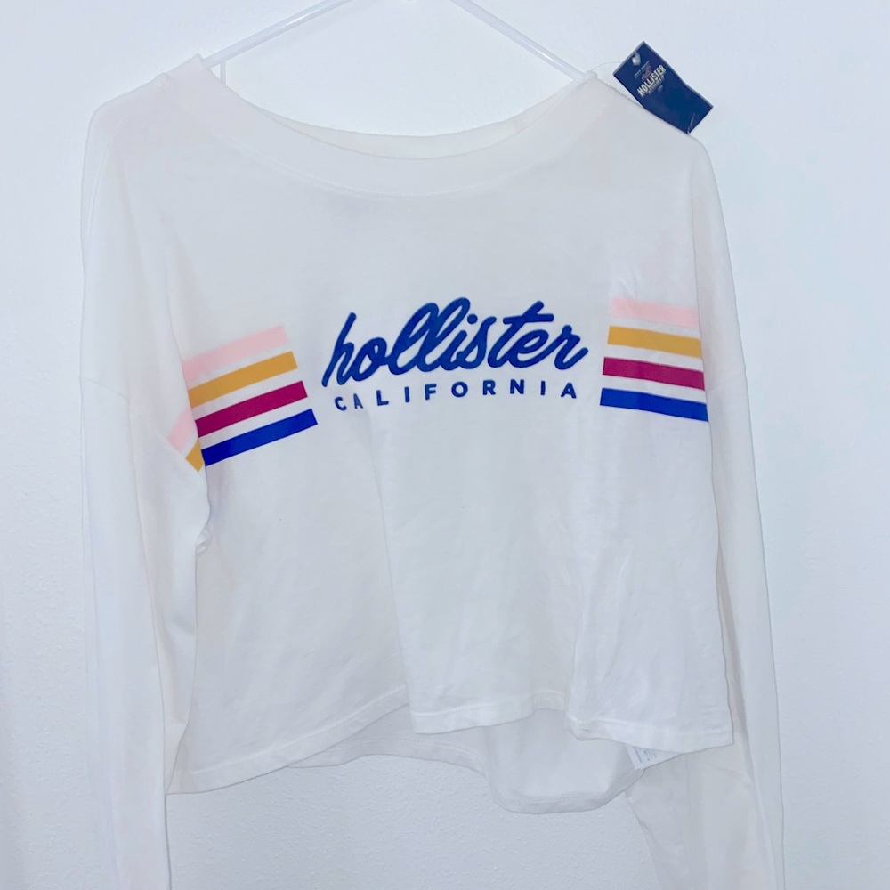 Hollister Women’s Long Sleeve Top (medium)